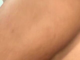 Culona Hermanastra Cachonda Me Pide Que Me Quede a Solas Con Ella En Casa Para Decirme Que La Folle Rico Por Su Rico Culo
