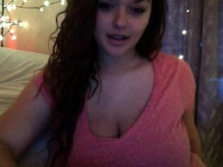 Love Chat Big Boobs Brunette Masturbating For Cam
