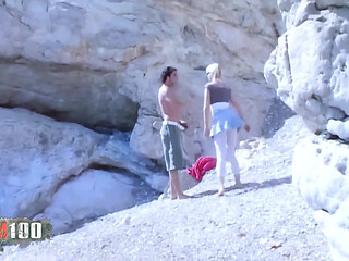 Stunning Spanish MILF Betty Davis performs horny seaside fuck