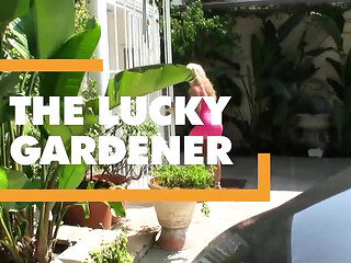 Busty Jenna Presley's friend's gardener gets lucky and jizzed