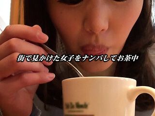 A174B04 A video of amateur women seduced in AV production footage. Clearly, a G-cup marshmallow rocket-breasted woman was being photographed!