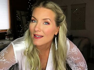 Amazing blonde german webcam milf high heel masturbation