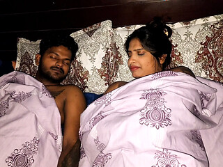 Hot Desi Video. Husband and Wife Had Hardcore Sex in the Midd Night, Fuck Har Pussy ( Tejaswini )