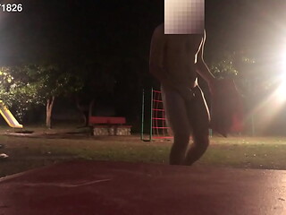 Naked in the park (part 1)