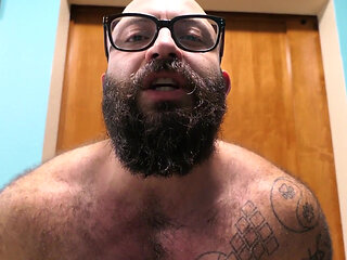 Alpha Muscle Show-off