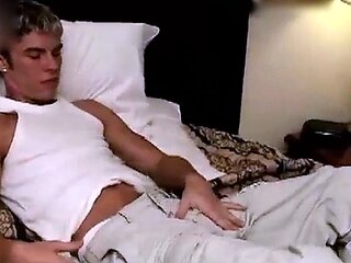 Brady Toegasms On The Bed