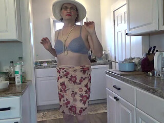 Old ladyboy Serge Lusin. 2026cd