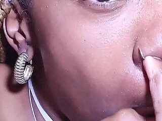 Fetish Ebony Bug Nose Picking Nostrils Snots Lick Them
