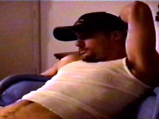 Handsome stud gave blowjob to gay