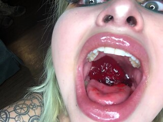 Blonde amateur milf does anal pov