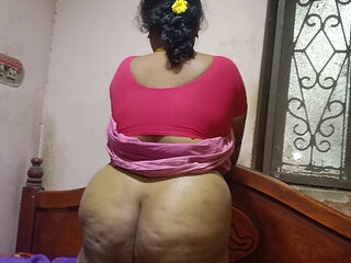 Indian National Girl Masturbates in Front of Her Ex-Boyfriend