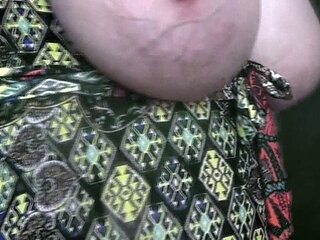 amateur milf with big natural boobs