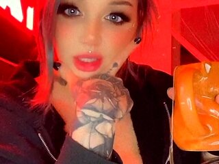 Horny Webcam Babe Solo Masturbation