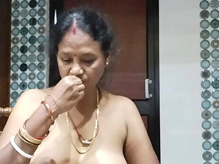 Sexy Aunty Car Driver Se with Full Enjoying Big Boobs Show and Kissing Full Romanace Ask with Three Cooking