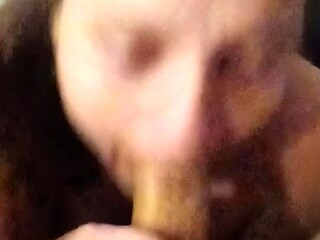 Amateur GF gives a sloppy blowjob full of spit and gagging