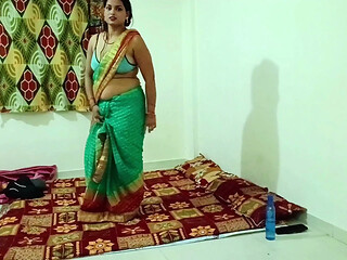 Indian Rhea Bhabhi had hard sex with boyfriend in desi style