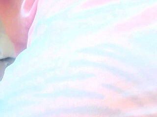 Beautiful Mature British Hijab Muslim MILF Can Handle a BBC