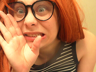 A Giantess Calls up a Friend She Hasn't Seen in a Long Time and Invites Him Over to Chat