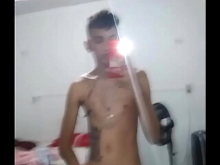 Novinho branquinho na punheta