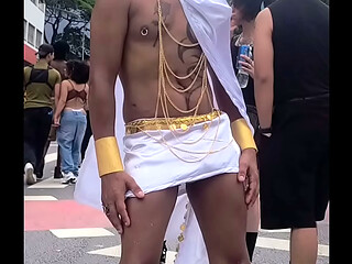 HETEROS FLAGRADOS TREPANDO NO BLOQUINHO DO CARNAVAL CAMERA ESCONDIDA FLAGROU TUDO!