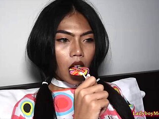 Teen Ladyboy Venus Blowjob And Bareback Ass Fuck