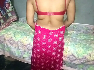 Amateur stepsister enjoys secret encounter with her hot bhabhi at home