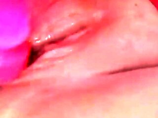 Cummy amateur pussy close up