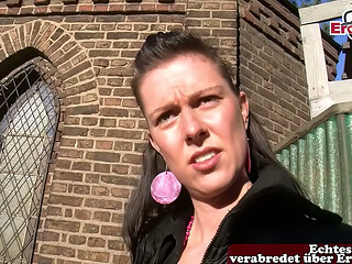 Deutsche milf auf der stra&szlig_e zum ersten masturbations casting abgeholt
