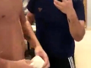 Hot Bath! Two Curious Latinos End in Deep Anal Sex with Thick Sperm!