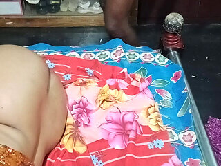 Desi Hot Aunty Tight Pussy XXX, Desi Village Aunty Tight Pussy Sex Video, First Time Anal Sex Try in Bangladesi Aunty