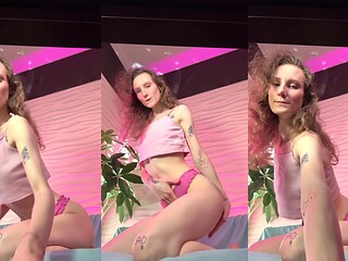 massage my pretty boobies for you ????