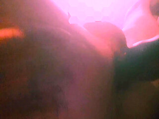 Kiara fuck hur self with dildo