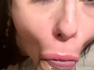 18 Yo Shameless Cocksucker Gets Huge Facial