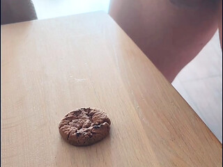 Big cumshot in slowmotion