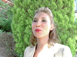Cristal Cherry: Sexy Video Interview with Cristal Cherry