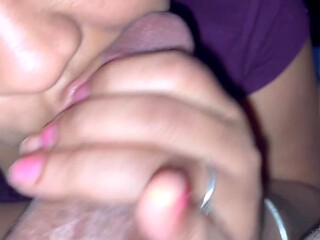 I suck my mans dick and he comes in my face. Facial. Suscribe like and comment please