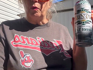 Outside Refreshment Time with Sweet Tea