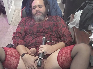 Mature crossdresser plapping and vibing locked up useless sissy clitty