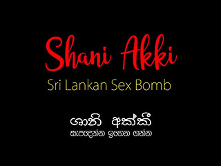 Sri Lankan madam licks her house boy's pussy
