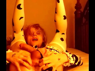 femboyscotty23 - Cute sissy trap milking udder from behind then squirting my milky cum load in your mouth with vibrator shoved up my hole!