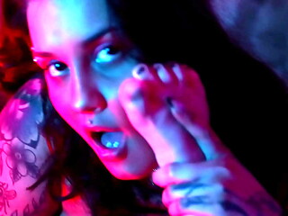 Lesbian Foot Fetish: Rotten Venus &amp_ Nath - Part 2