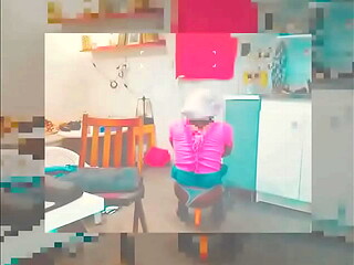 La micro-jupe fait sensation