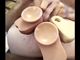Mature slut takes second attempt at quad anal with 4 dicks