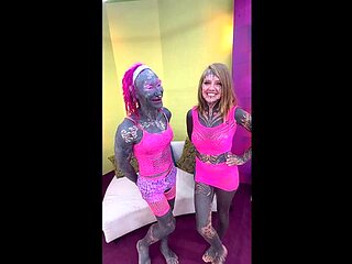 Sfw xxx with exquisite Anuskatzz and Lily Lu from Dirty Dreaz