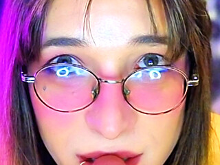 MILF Trans Girl Give the Best Blowjob