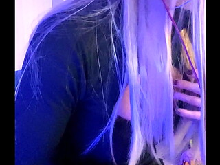 Crossdresser Jerks to Completion
