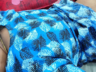 Step Mom and Step Son Hot Fuck While Wife Not at Home, Malayali Step Mom and Step Son Hot Hard Fuck in Bedroom