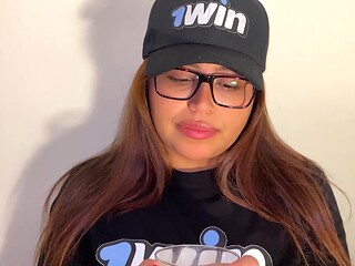 Colombian beauty gets a protein-packed BJ and creampie