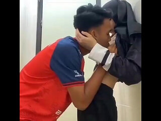 Jilbab Oral in Toilet Campus