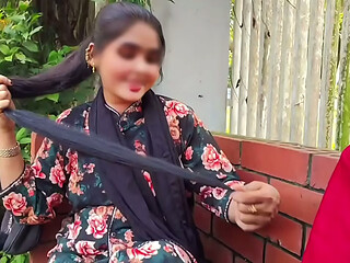Bangladeshi Met a Girl by Chance, Brought Her Home&mdash_And the Rest is History!